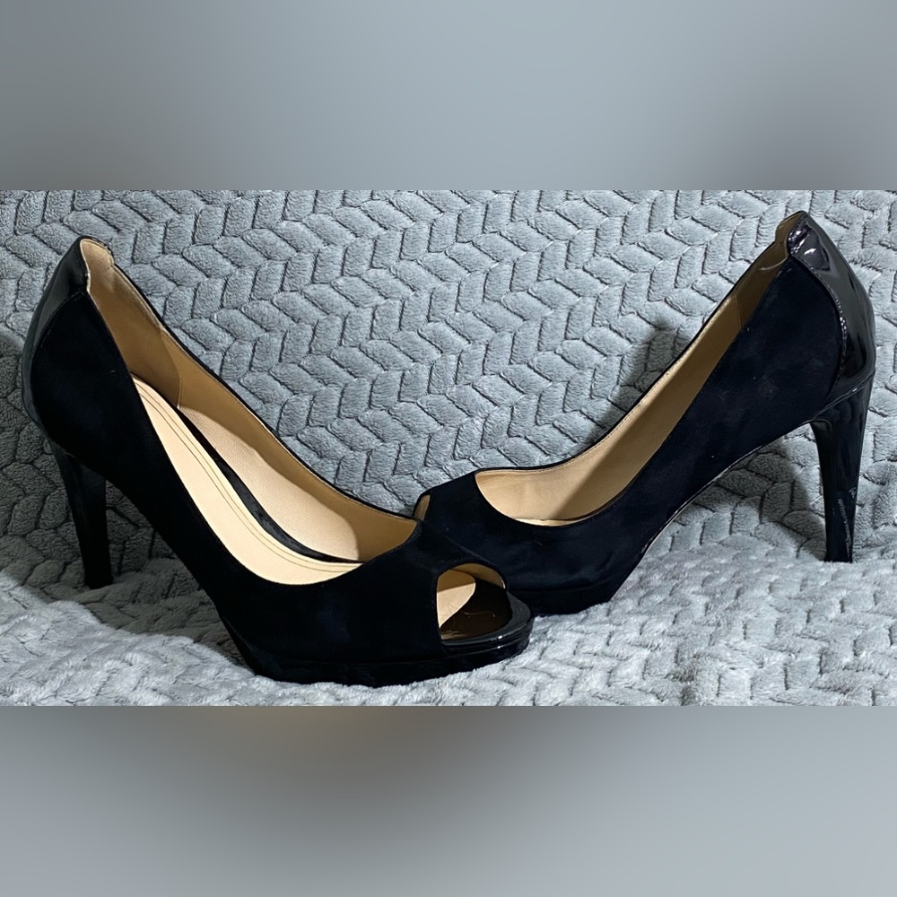 Cole Haan Black  Patent Leather Peep Toe Air Heels Pumps Womens Size 8.5B